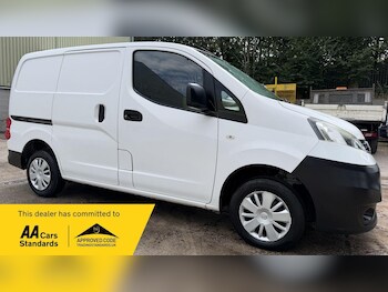 Used Nissan NV200 2015 for sale - 79521398: Photo