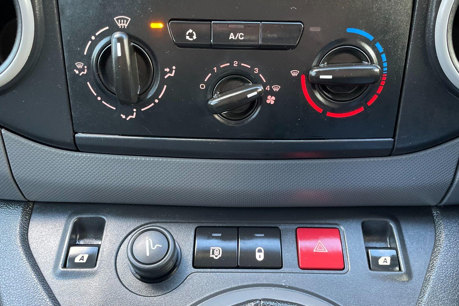 Used Citroen Berlingo 2012 for sale - 77190697: Photo 30