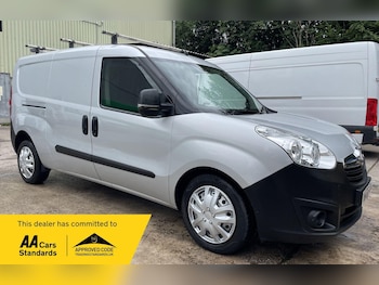 Used Vauxhall Combo 2018 for sale - 78935342: Photo