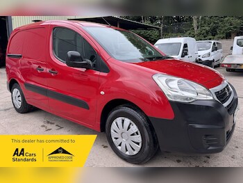 Used Peugeot Partner 2016 for sale - 76550986: Photo