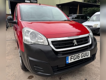 Used Peugeot Partner 2016 for sale - 76550986: Photo