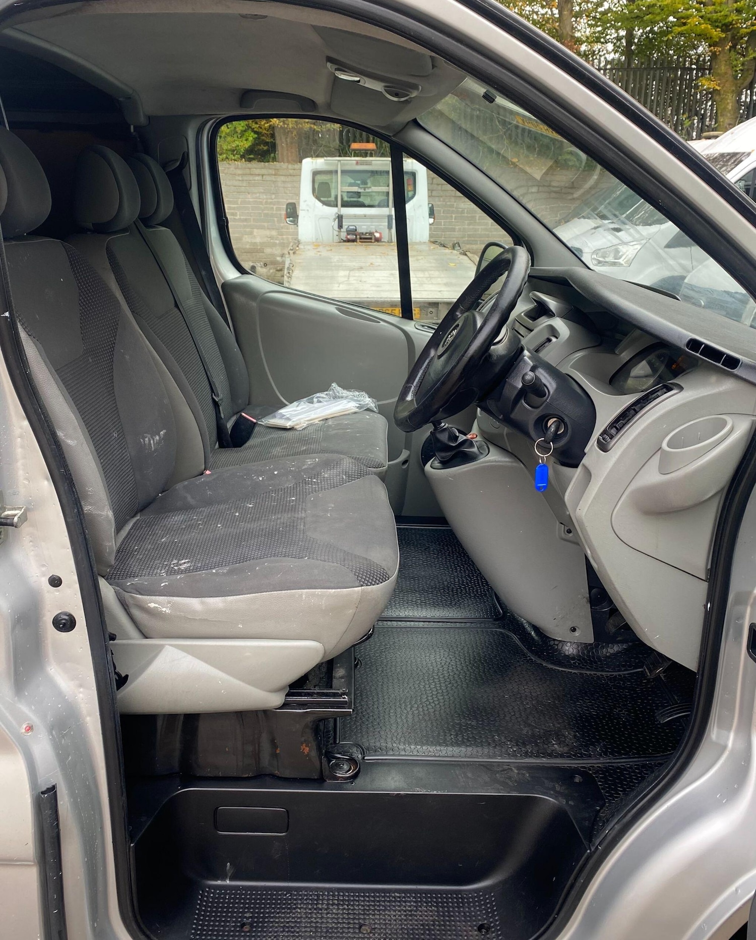 Used Vauxhall Vivaro 2010 for sale - 76645526: Photo 27