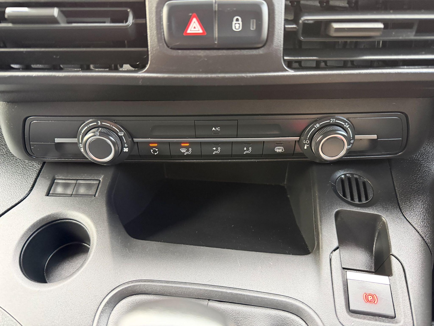 Used Citroen Berlingo 2021 for sale - 77268116: Photo 40