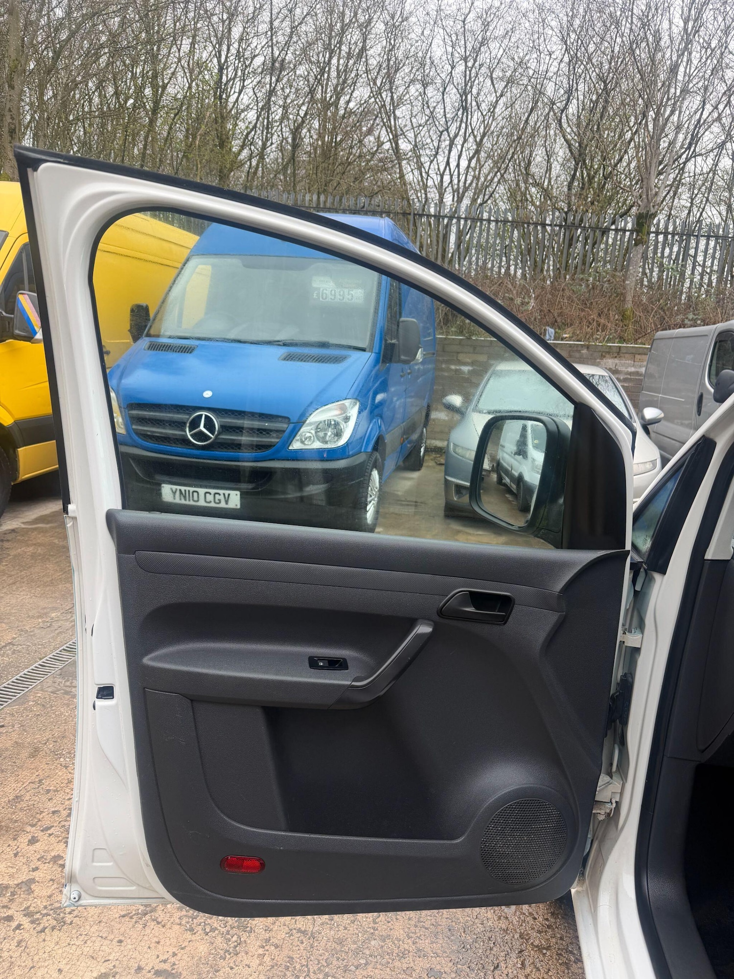 Used Volkswagen Caddy 2014 for sale - 77808124: Photo 38