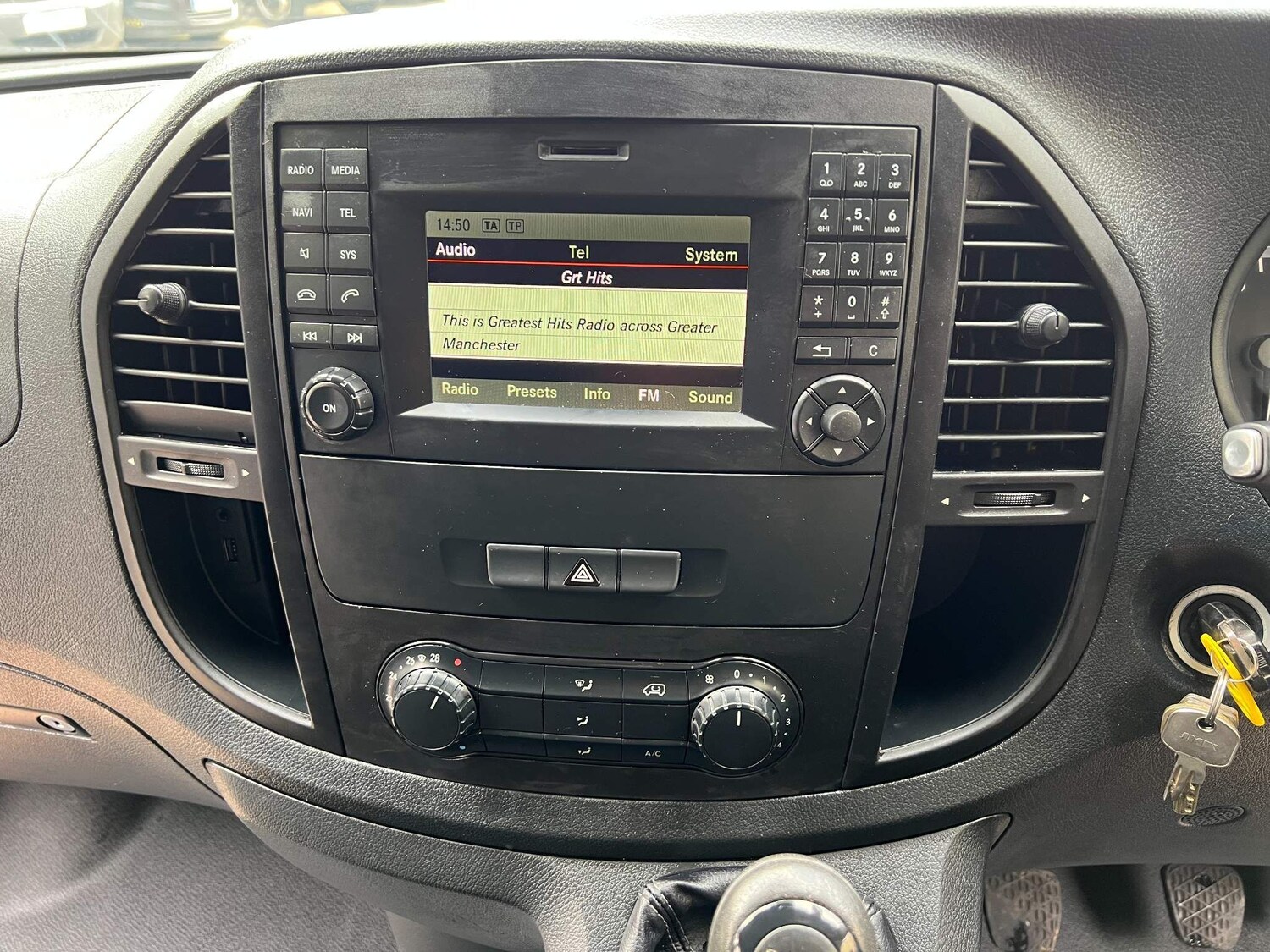 Used Mercedes-Benz Vito 2017 for sale - 76549393: Photo 42