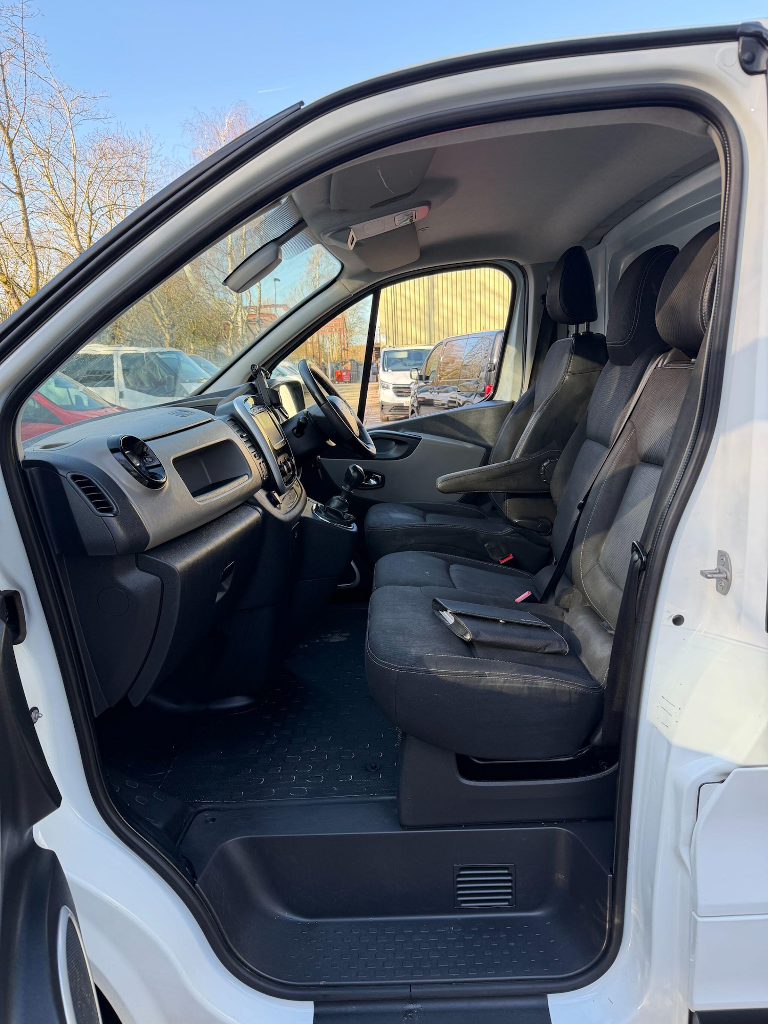 Used Renault Trafic 2017 for sale - 77738399: Photo 45