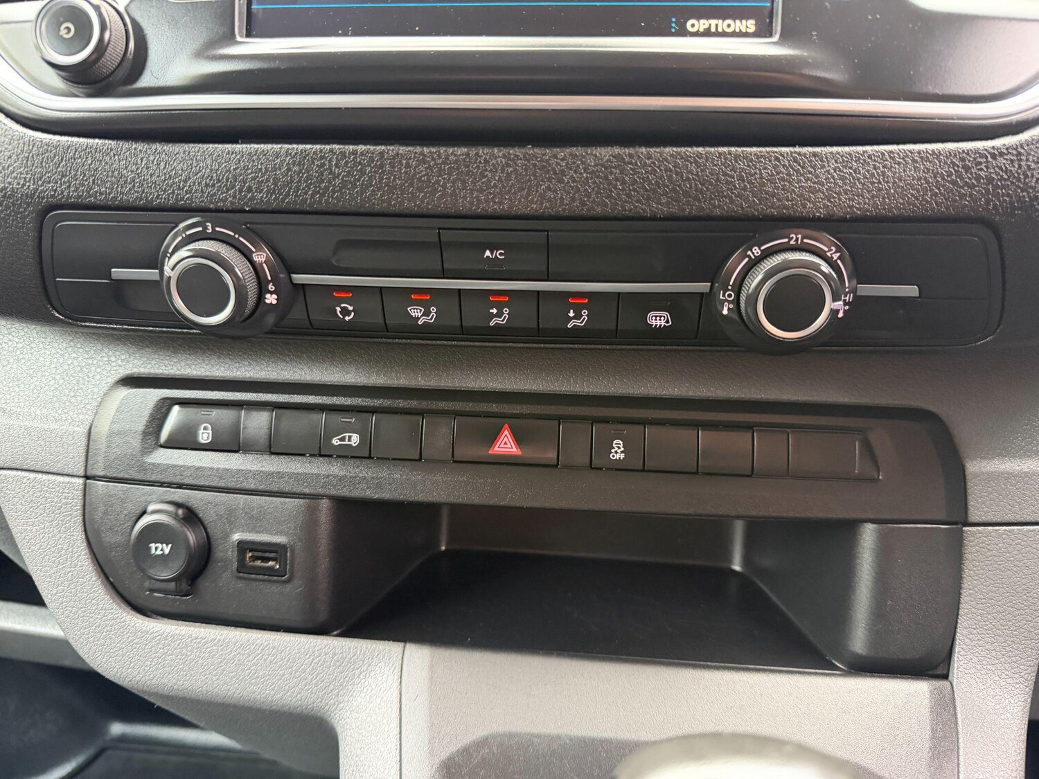 Used Peugeot Expert 2019 for sale - 77882474: Photo 31