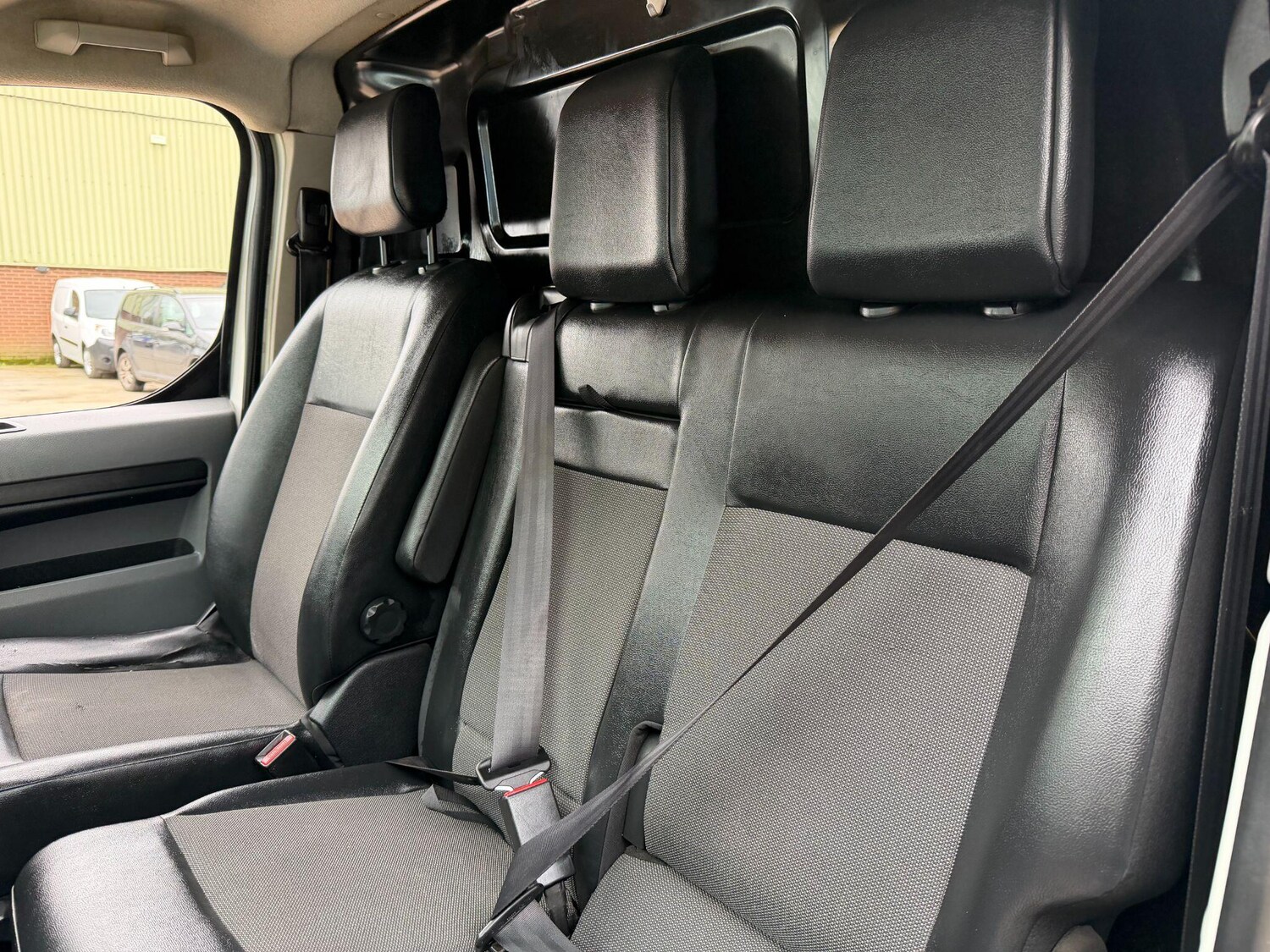 Used Peugeot Expert 2019 for sale - 77882474: Photo 35