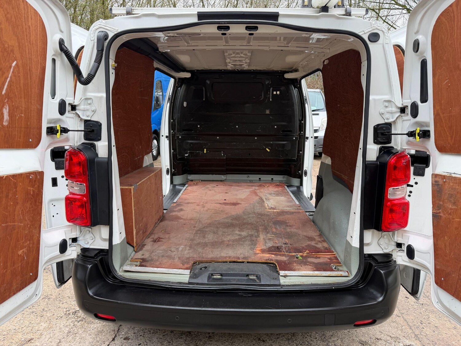 Used Peugeot Expert 2019 for sale - 77882474: Photo 38