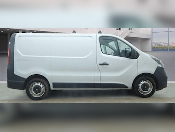 Vauxhall Vivaro feature image