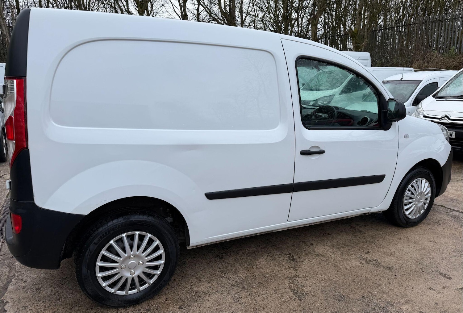 Used Renault Kangoo for sale - 77704997: Photo 9