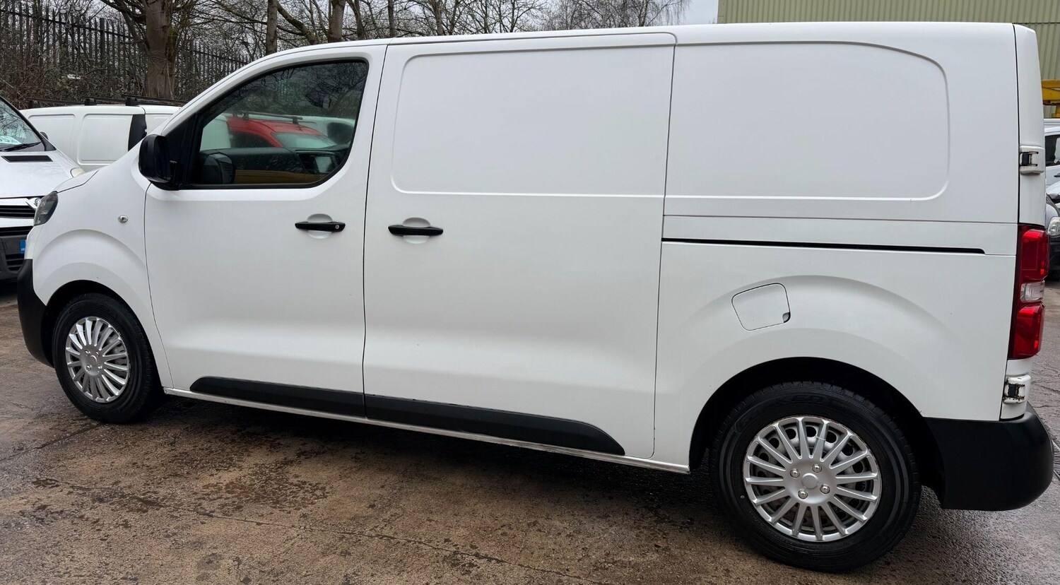 Used Citroen Dispatch 2017 for sale - 77808167: Photo 21