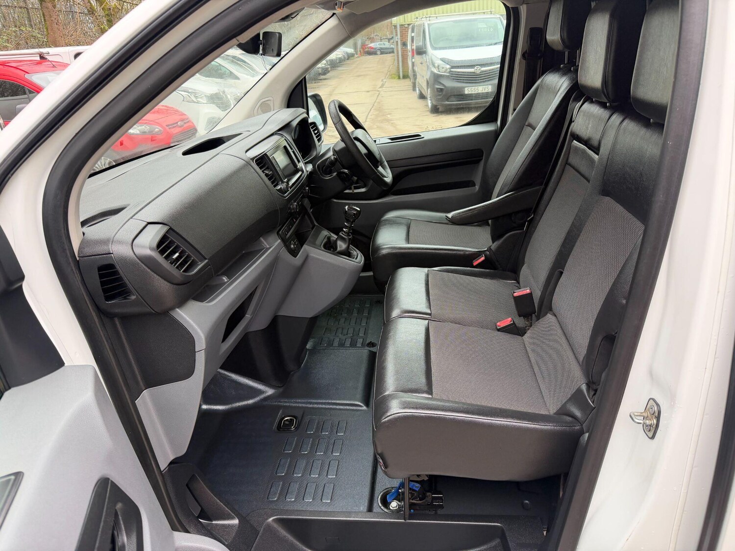 Used Citroen Dispatch 2017 for sale - 77808167: Photo 39