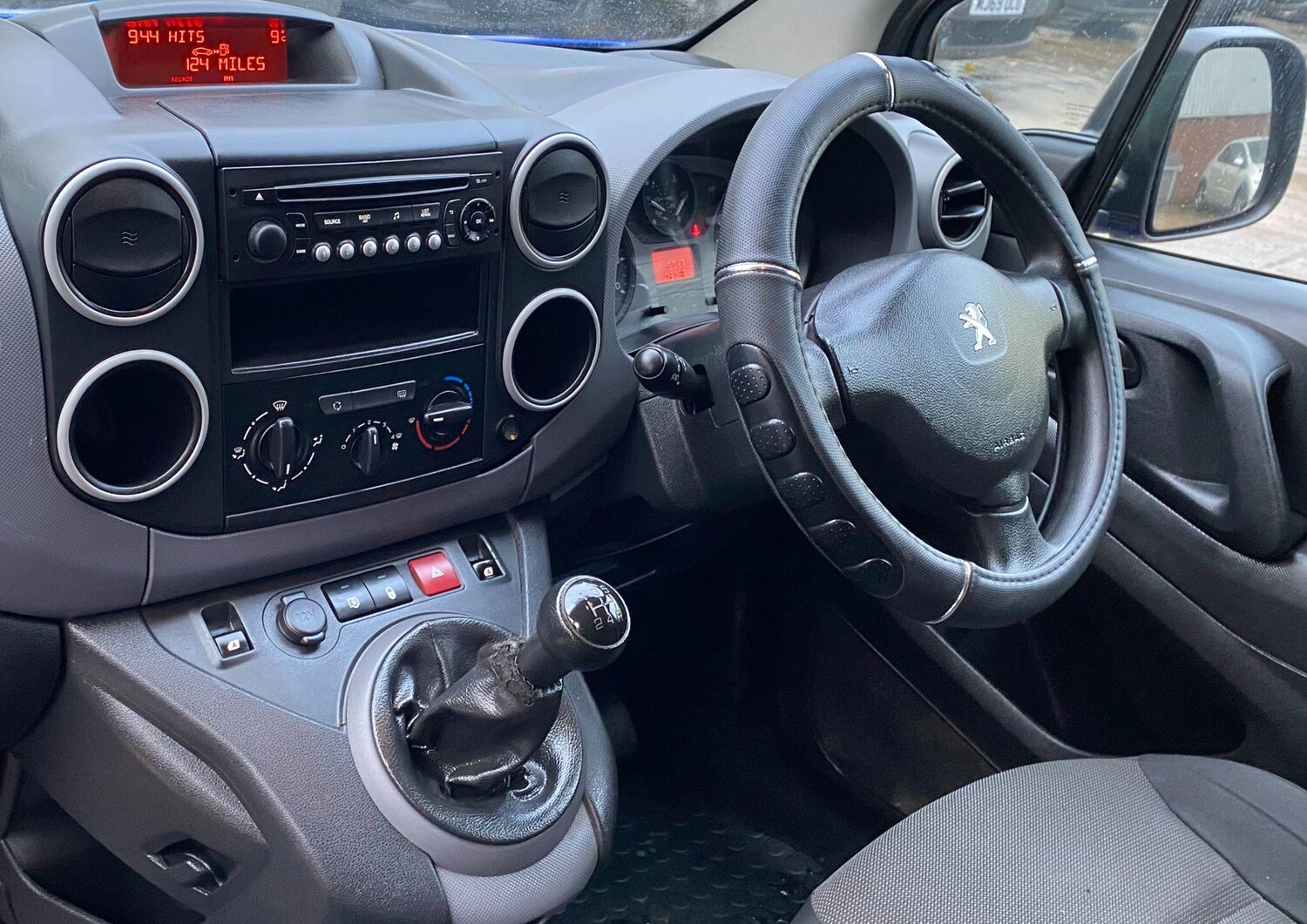 Used Peugeot Partner 2017 for sale - 77723317: Photo 50