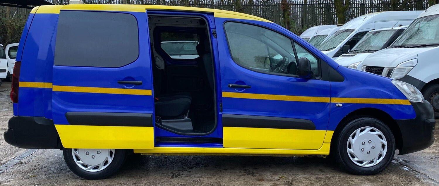 Used Peugeot Partner 2017 for sale - 77723317: Photo 9