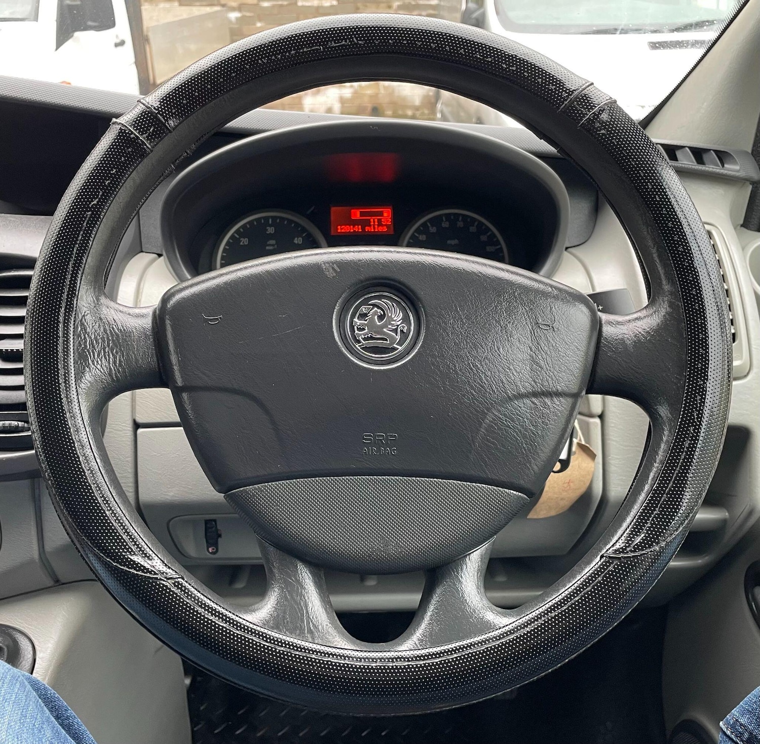 Used Vauxhall Vivaro 2013 for sale - 77345156: Photo 25