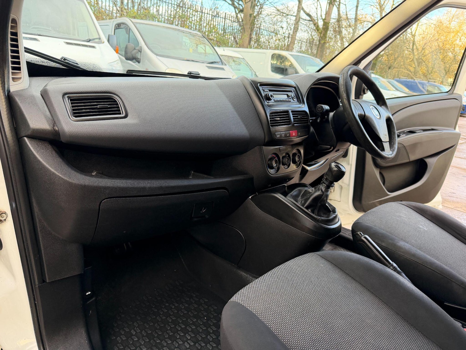 Used Fiat Doblo 2014 for sale - 76689350: Photo 41