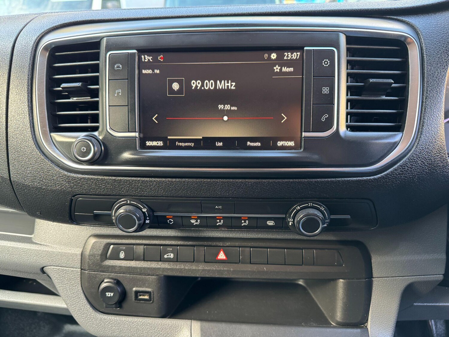 Used Vauxhall Vivaro 2019 for sale - 76549418: Photo 38