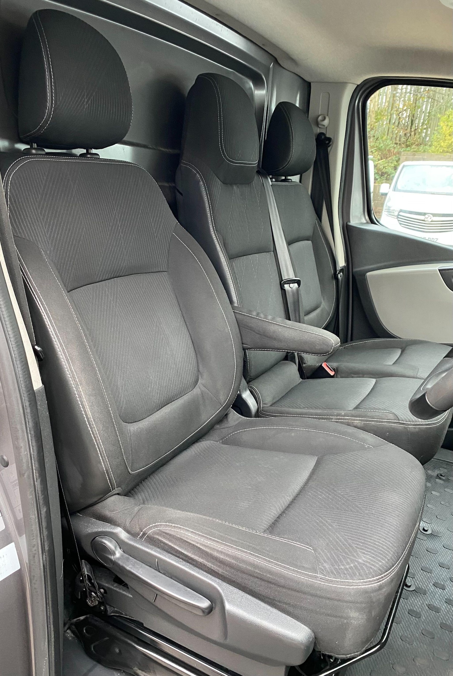 Used Renault Trafic 2017 for sale - 76850274: Photo 33