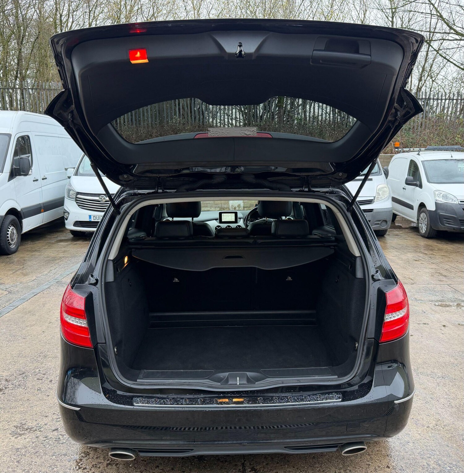 Used Mercedes-Benz B Class 2013 for sale - 77478711: Photo 15