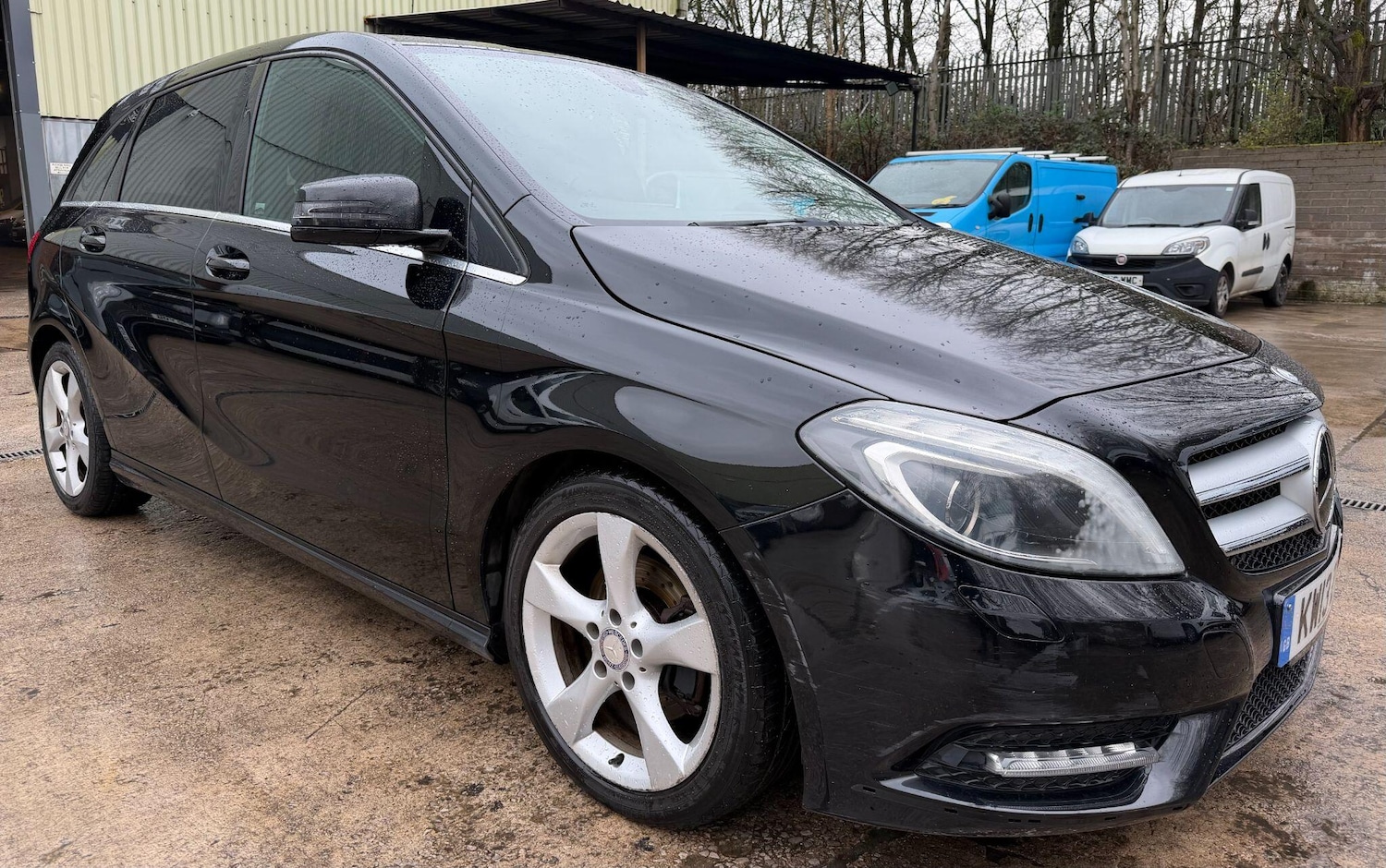 Used Mercedes-Benz B Class 2013 for sale - 77478711: Photo 4