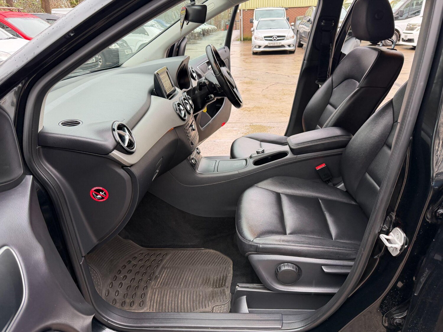 Used Mercedes-Benz B Class 2013 for sale - 77478711: Photo 41