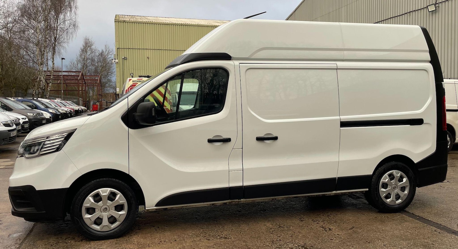 Used Renault Trafic 2022 for sale - 77395865: Photo 17