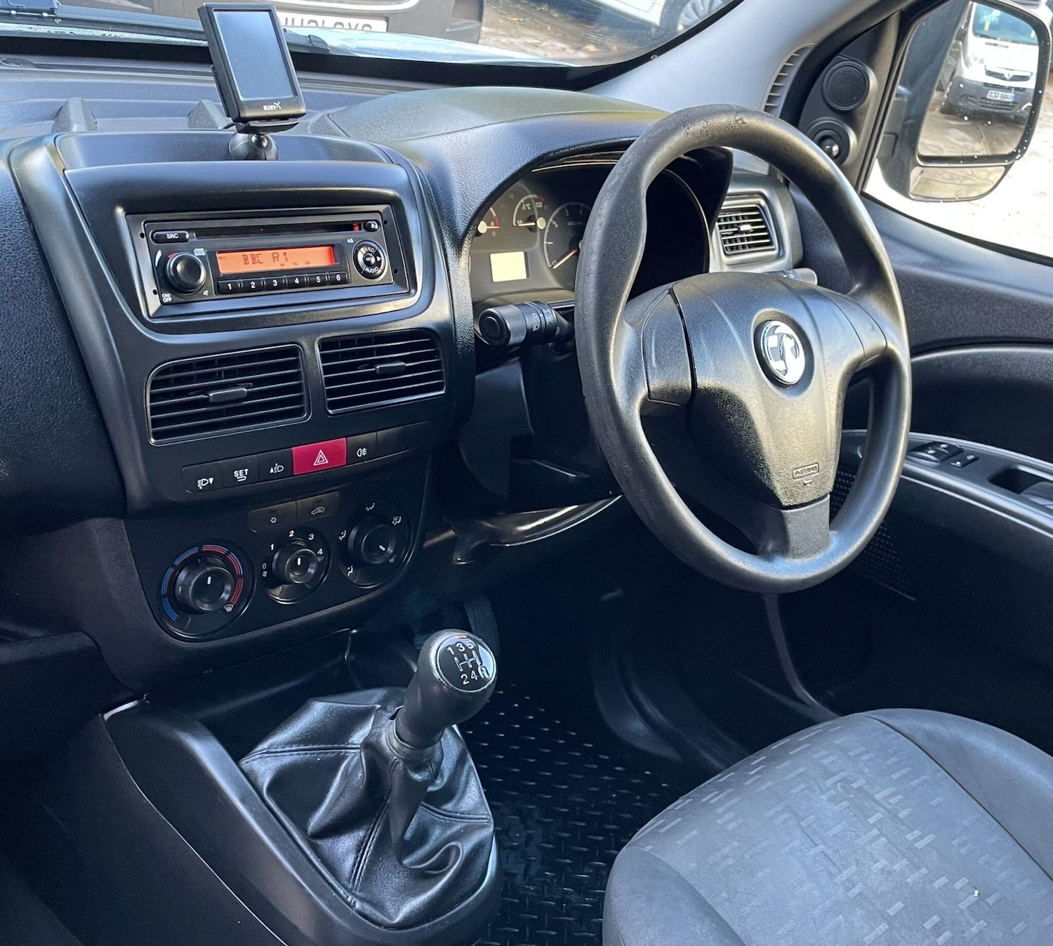 Used Vauxhall Combo 2017 for sale - 77625351: Photo 36