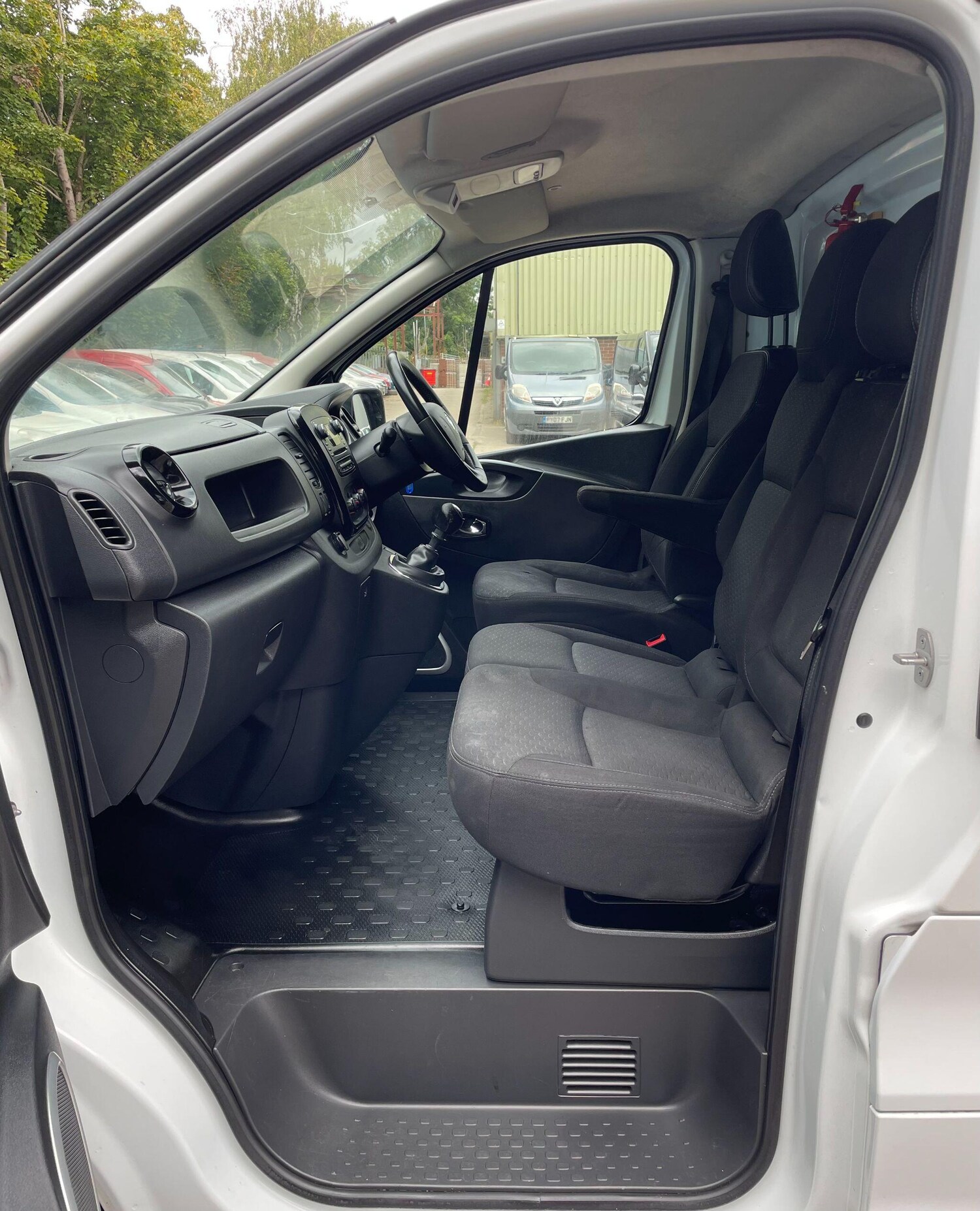 Used Vauxhall Vivaro 2018 for sale - 76550828: Photo 34