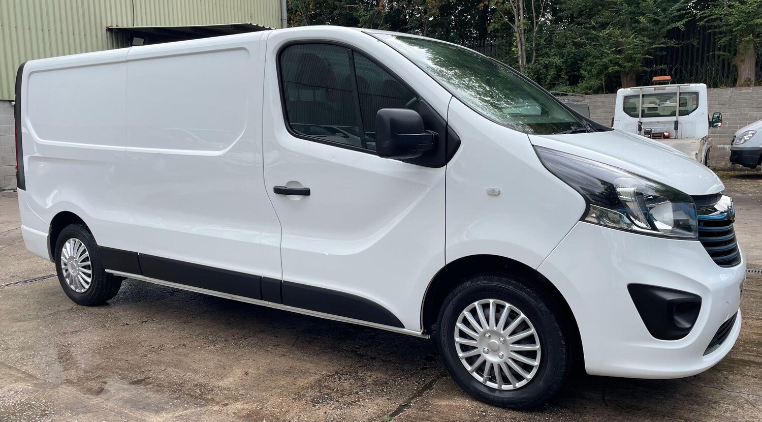 Used Vauxhall Vivaro 2018 for sale - 76550828: Photo 5