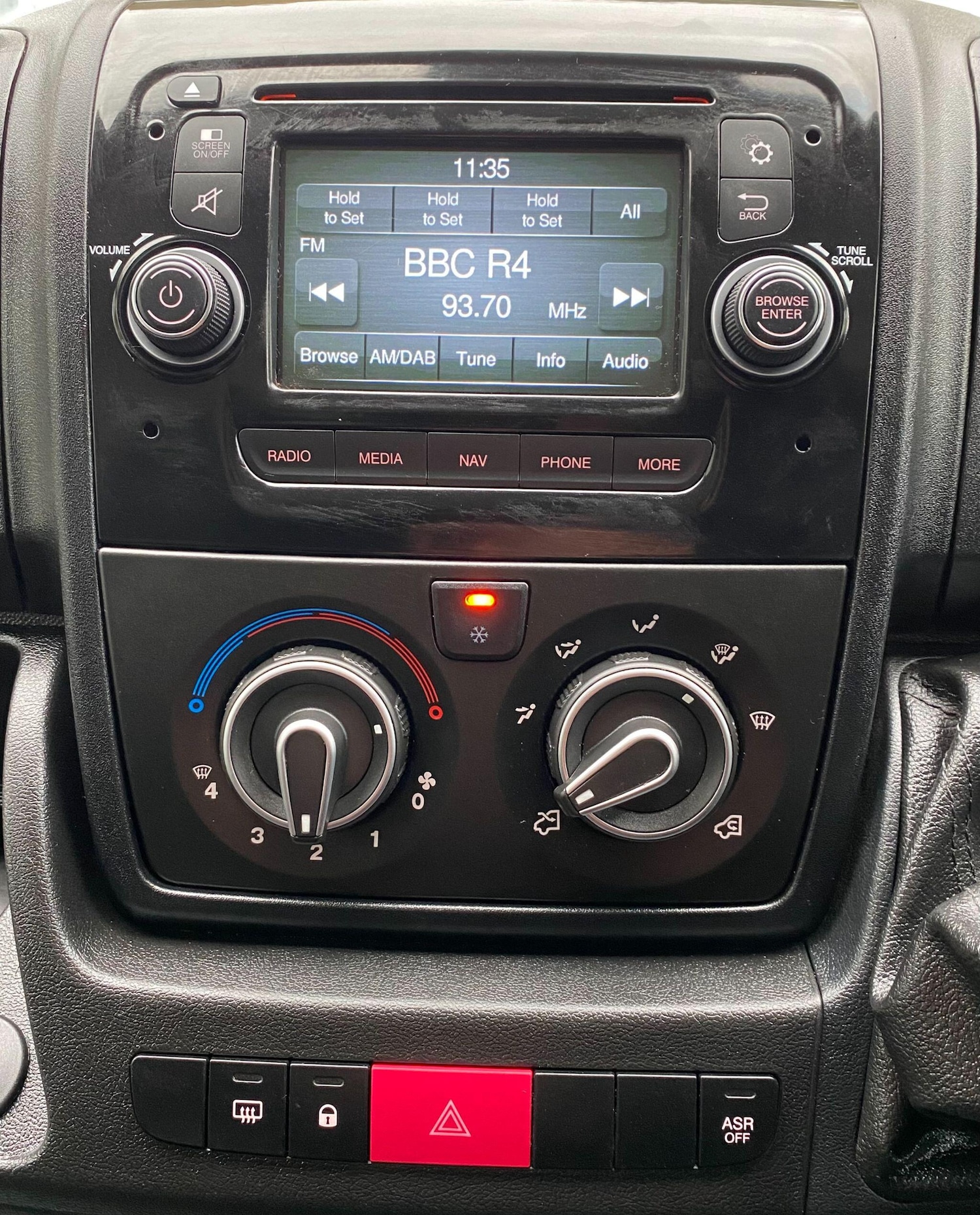 Used Peugeot Boxer 2016 for sale - 76549974: Photo 30