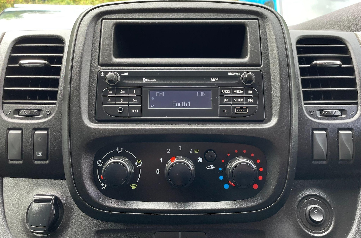 Used Renault Trafic 2019 for sale - 76549329: Photo 30