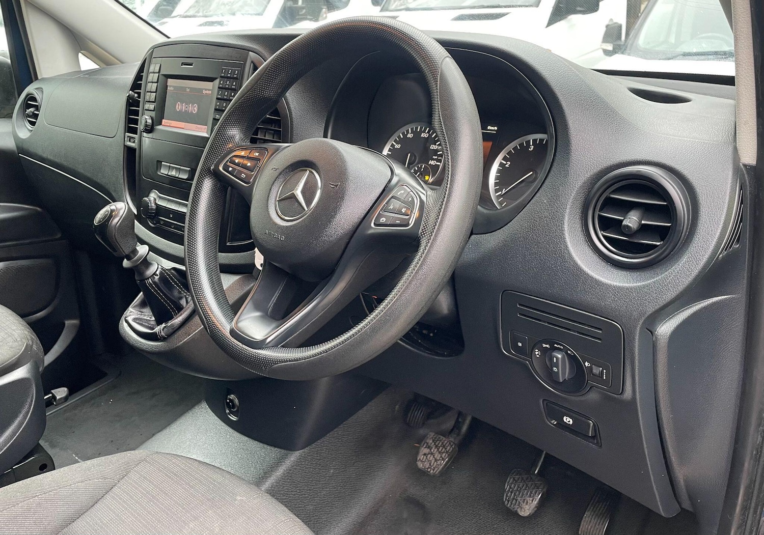 Used Mercedes-Benz Vito 2017 for sale - 77330641: Photo 28