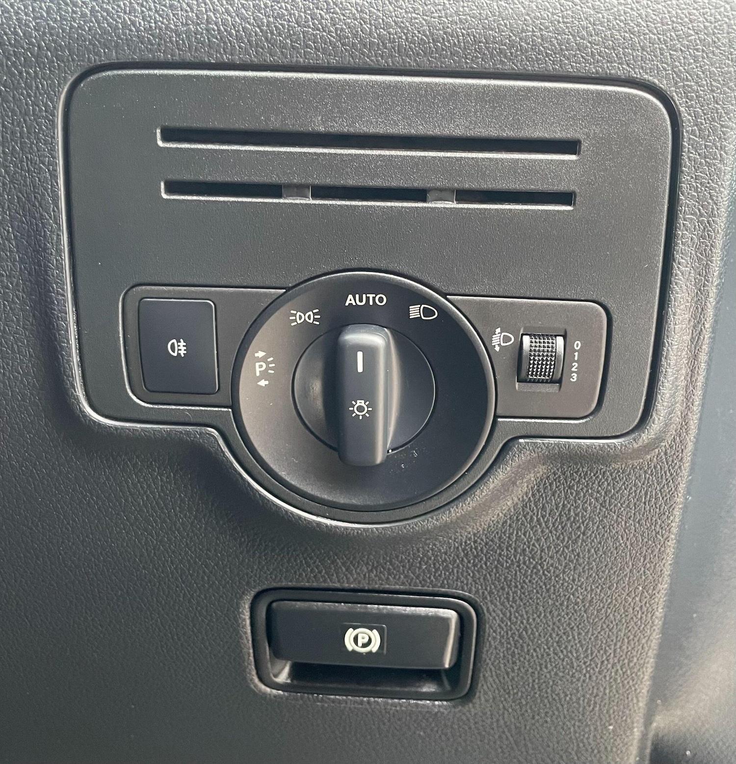 Used Mercedes-Benz Vito 2017 for sale - 77330641: Photo 29