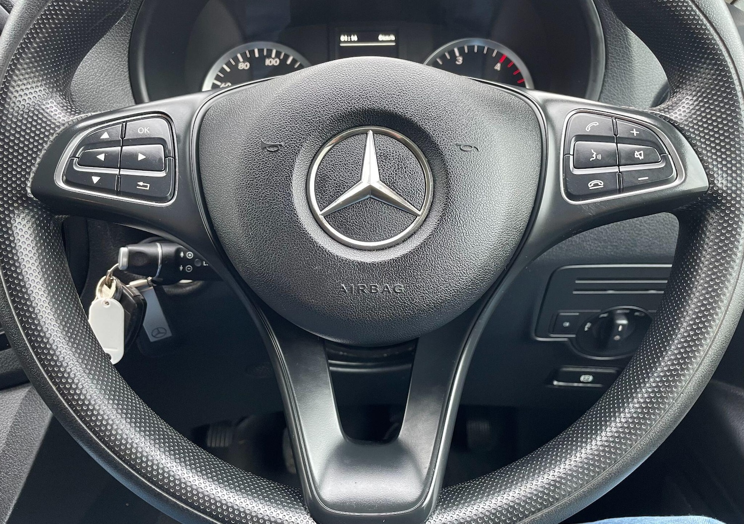 Used Mercedes-Benz Vito 2017 for sale - 77330641: Photo 31