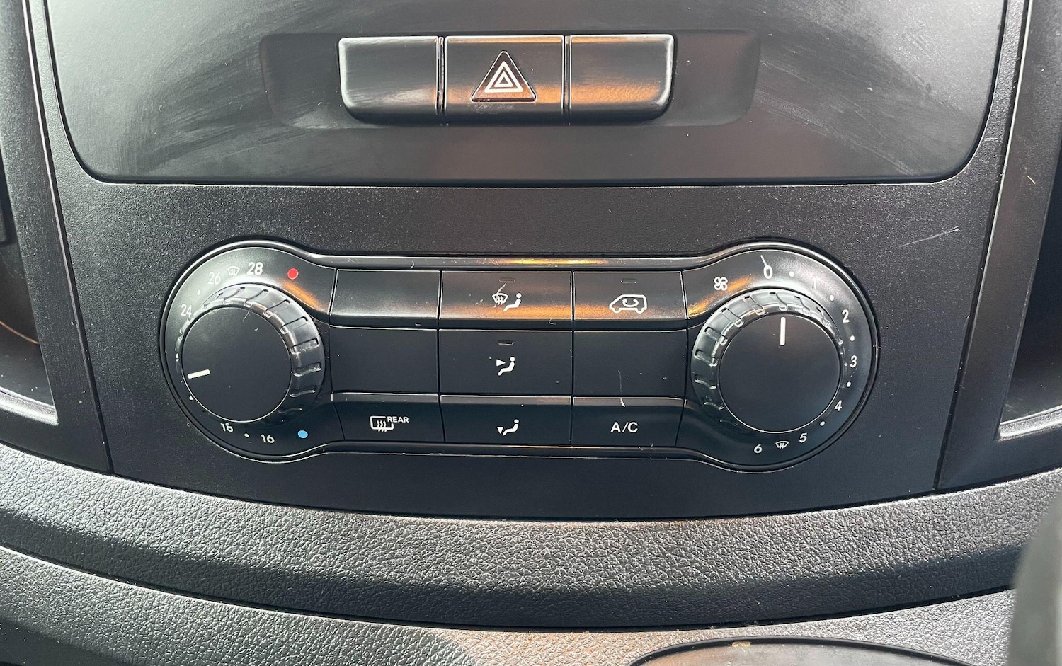 Used Mercedes-Benz Vito 2017 for sale - 77330641: Photo 36