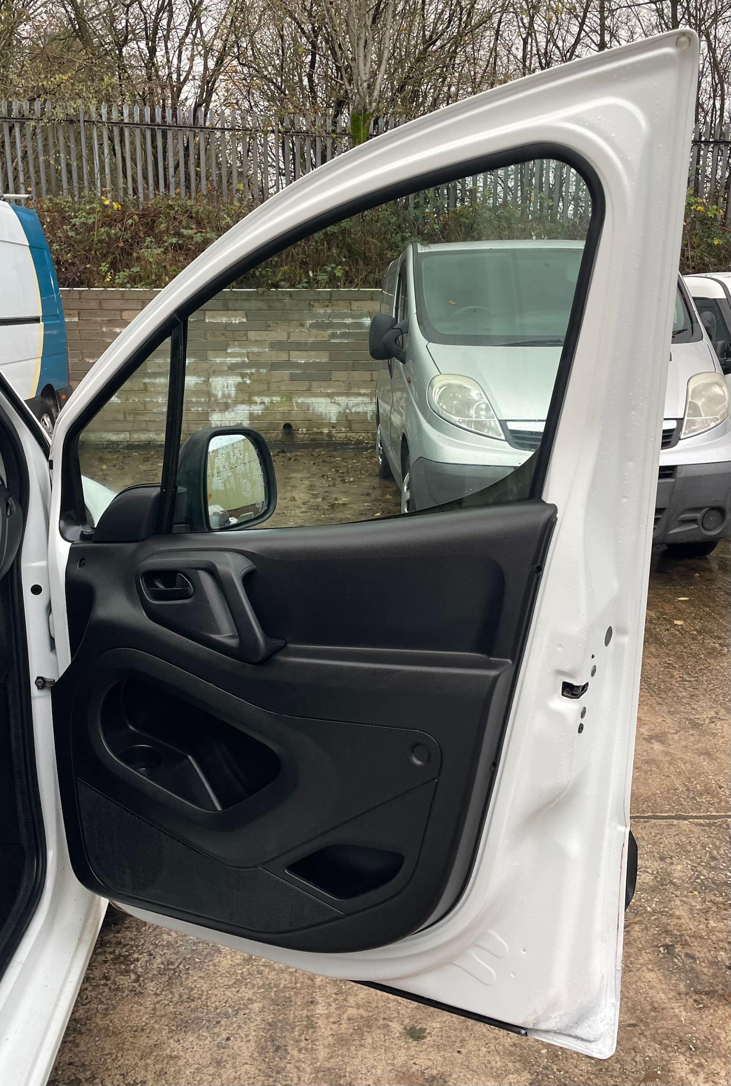 Used Citroen Berlingo 2014 for sale - 76913035: Photo 21