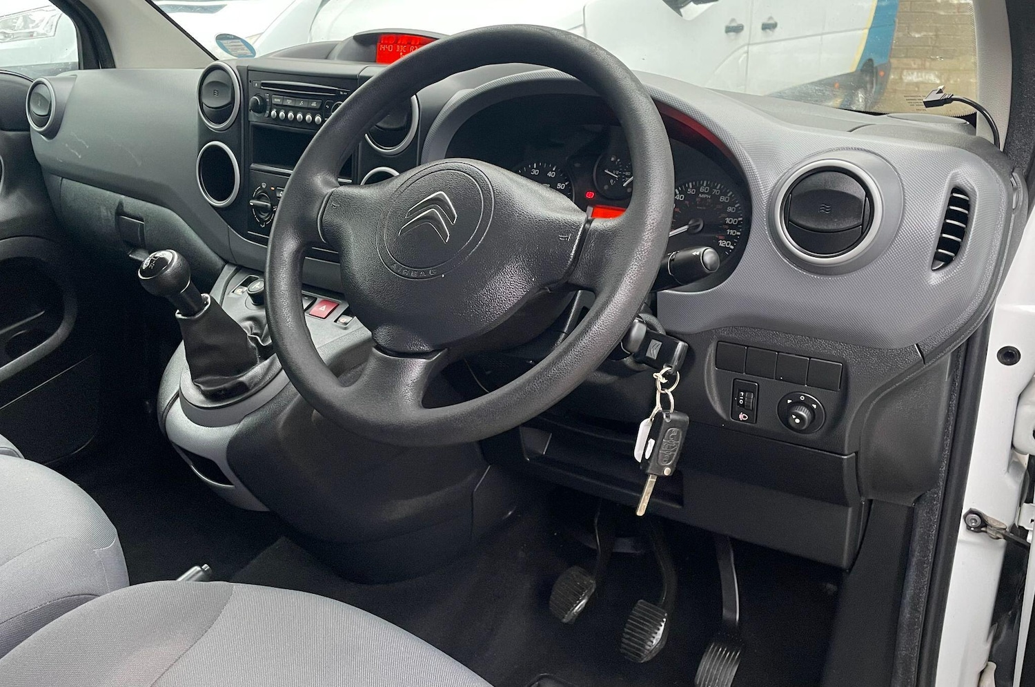 Used Citroen Berlingo 2014 for sale - 76913035: Photo 24