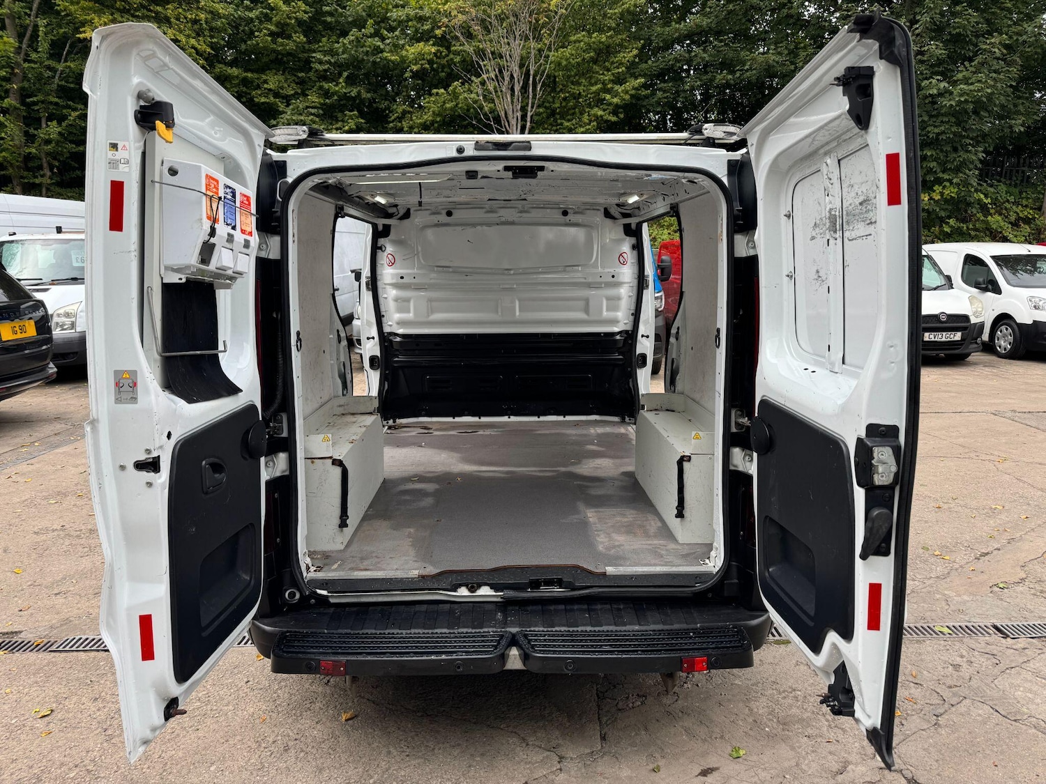 Used Vauxhall Vivaro 2016 for sale - 76549379: Photo 14