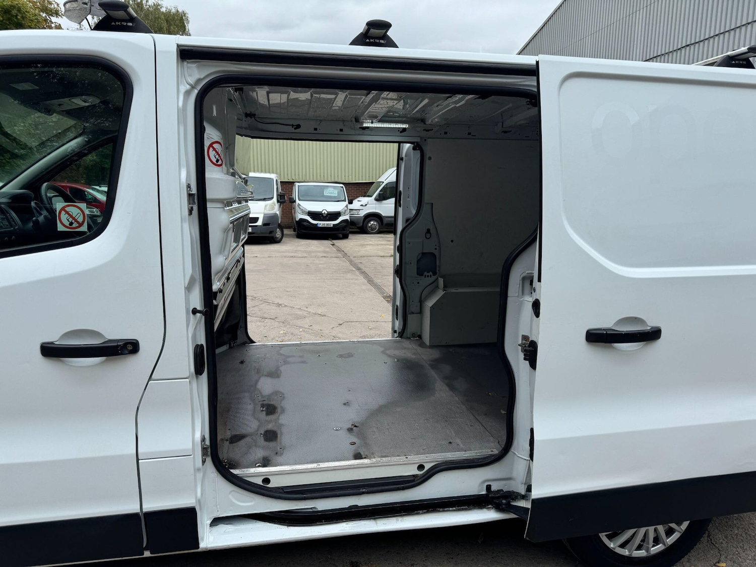 Used Vauxhall Vivaro 2016 for sale - 76549379: Photo 23