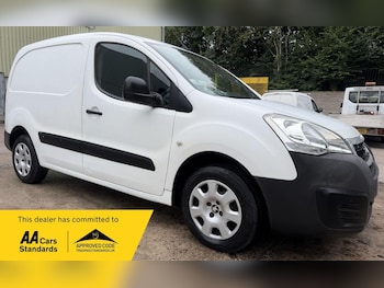 Used Peugeot Partner 2017 for sale - 79316568: Photo