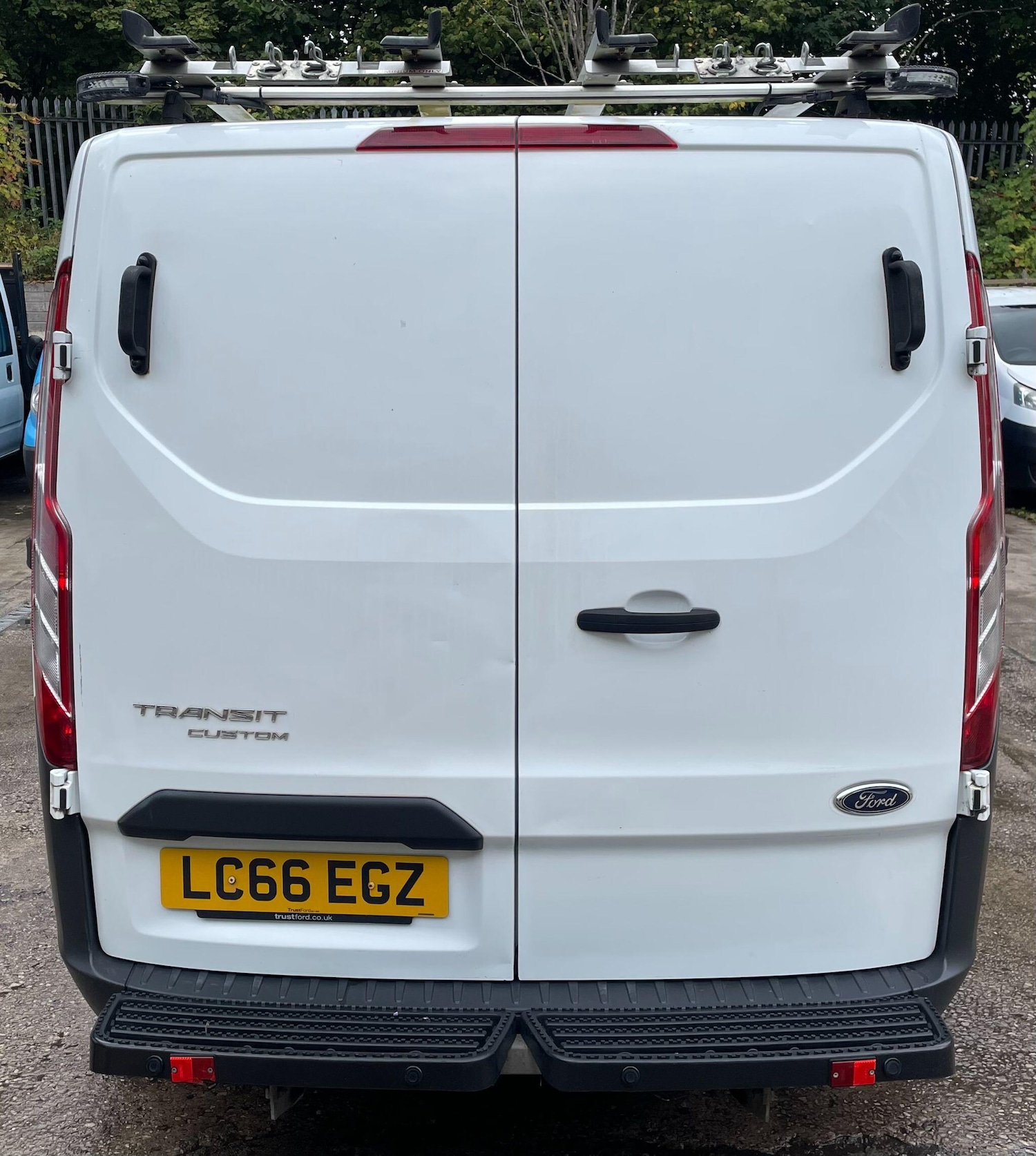 Used Ford Transit Custom 2016 for sale - 76671246: Photo 11