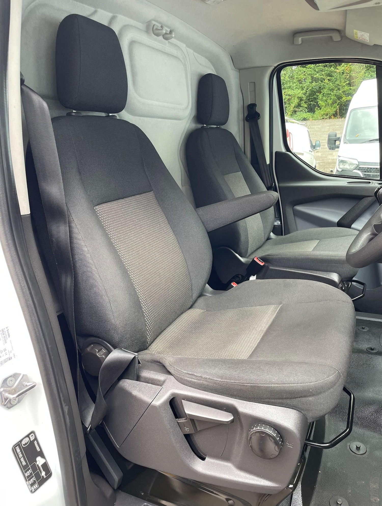 Used Ford Transit Custom 2016 for sale - 76671246: Photo 25
