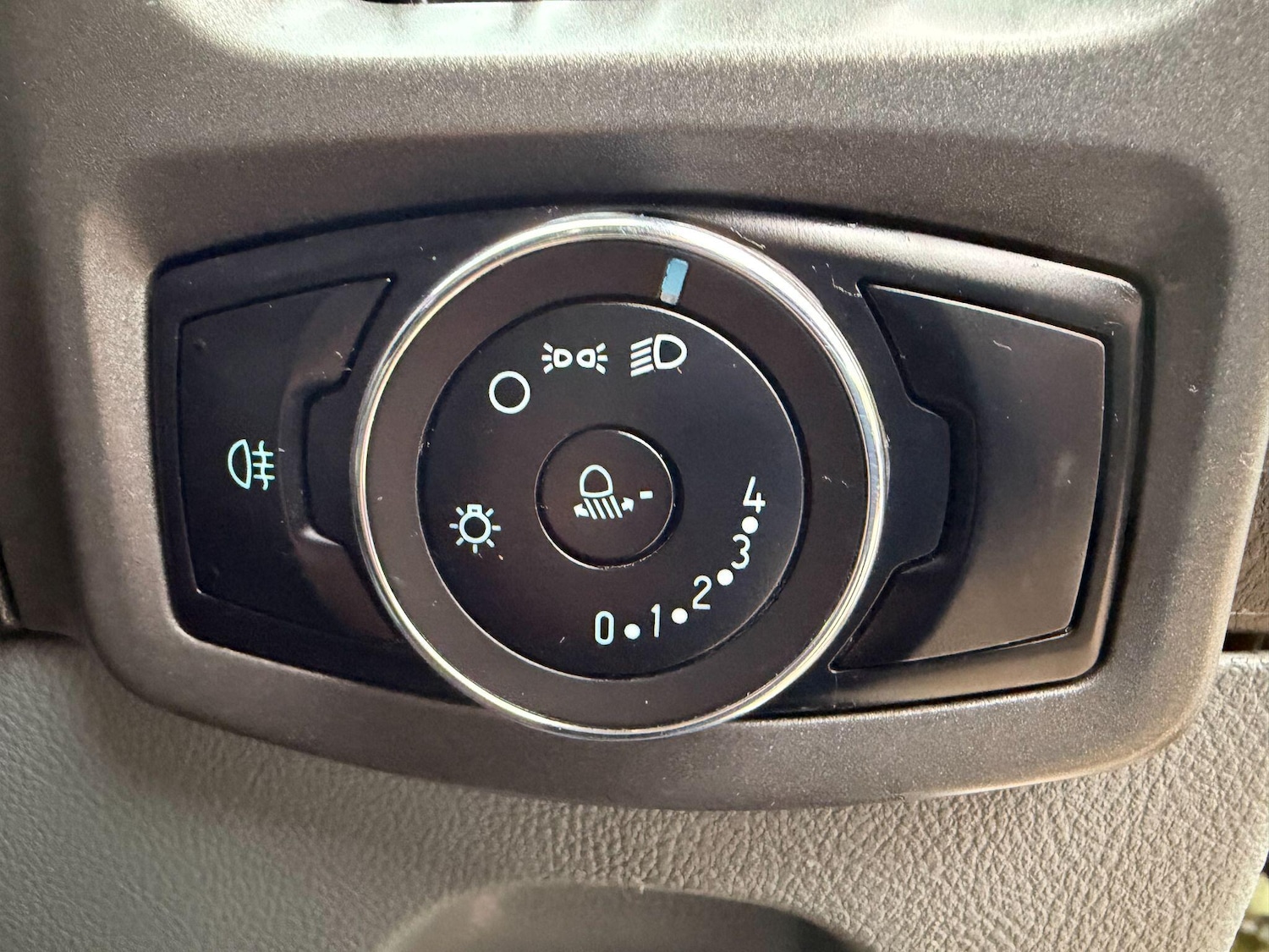 Used Ford Transit Custom 2015 for sale - 77351465: Photo 27