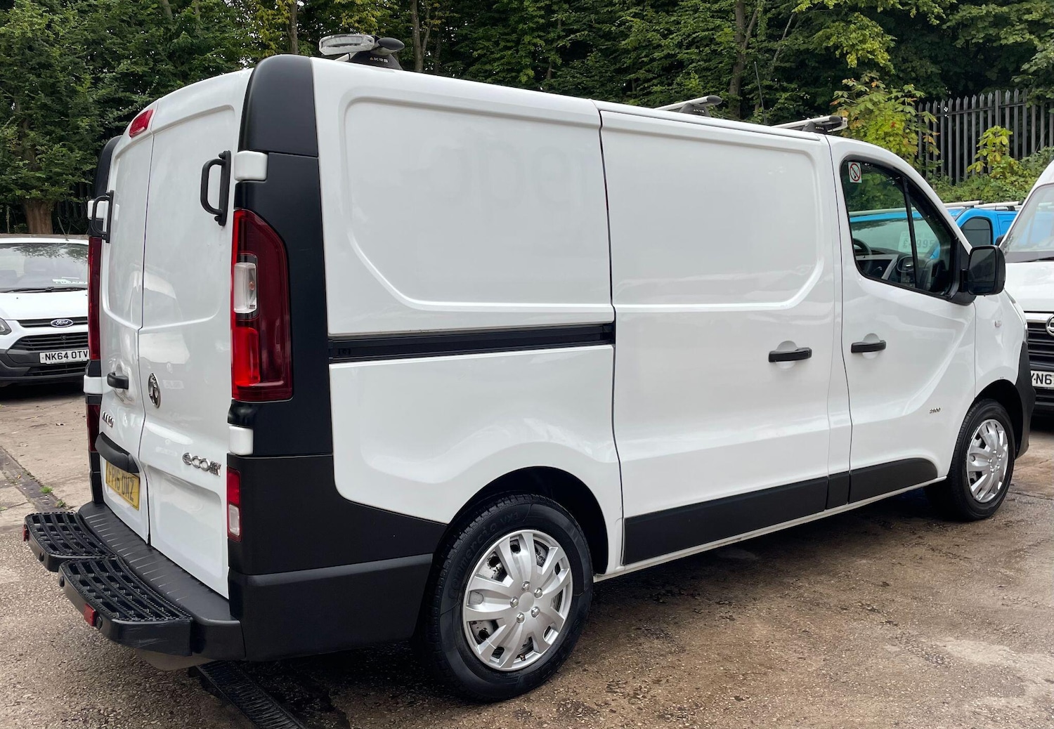 Used Vauxhall Vivaro 2016 for sale - 76549390: Photo 10