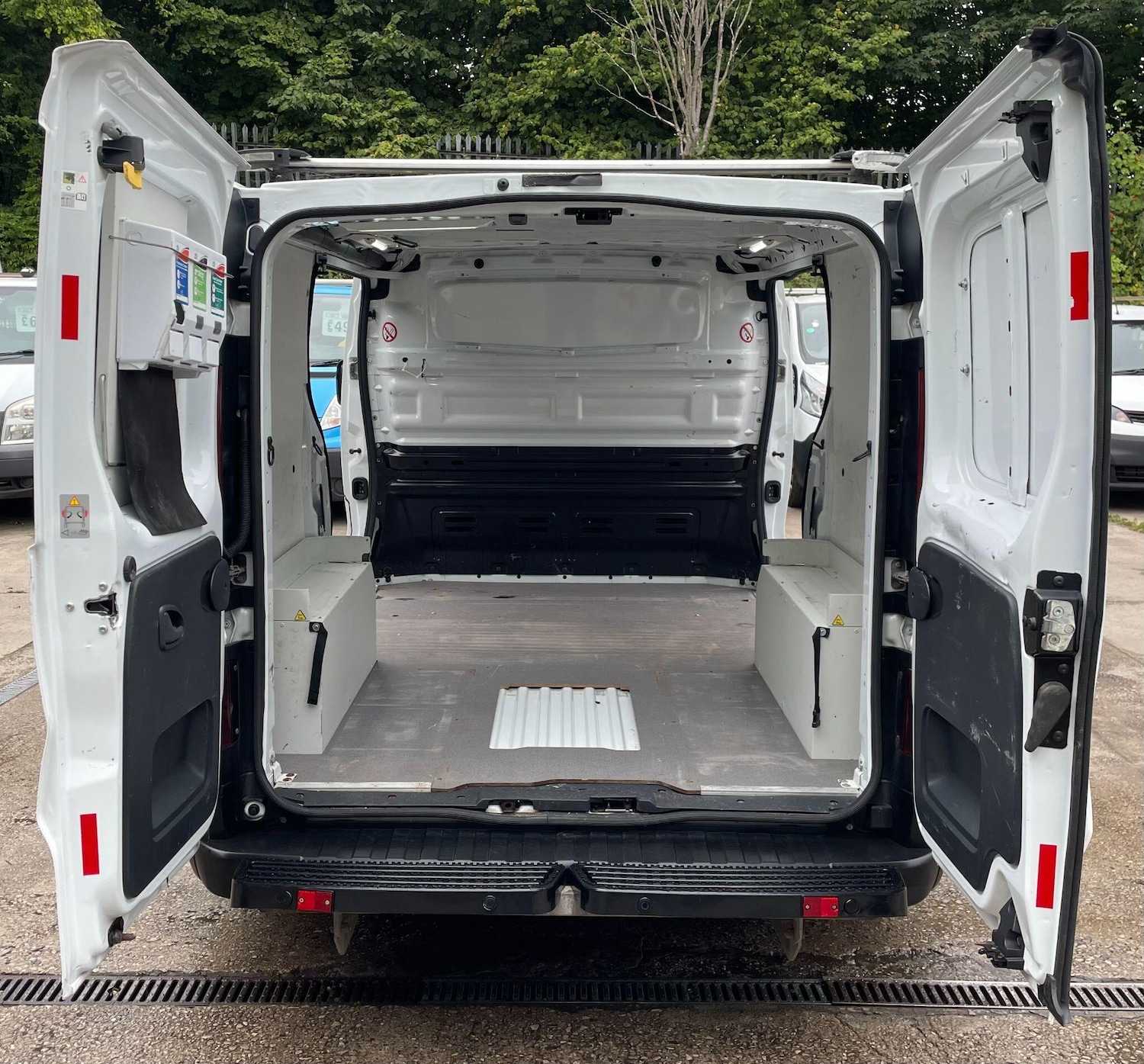 Used Vauxhall Vivaro 2016 for sale - 76549390: Photo 12