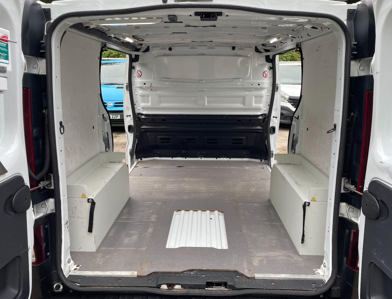 Used Vauxhall Vivaro 2016 for sale - 76549390: Photo 13