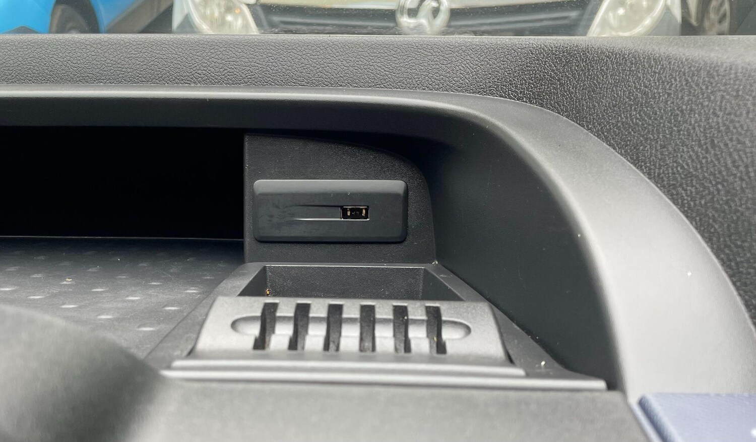 Used Vauxhall Vivaro 2016 for sale - 76549390: Photo 31