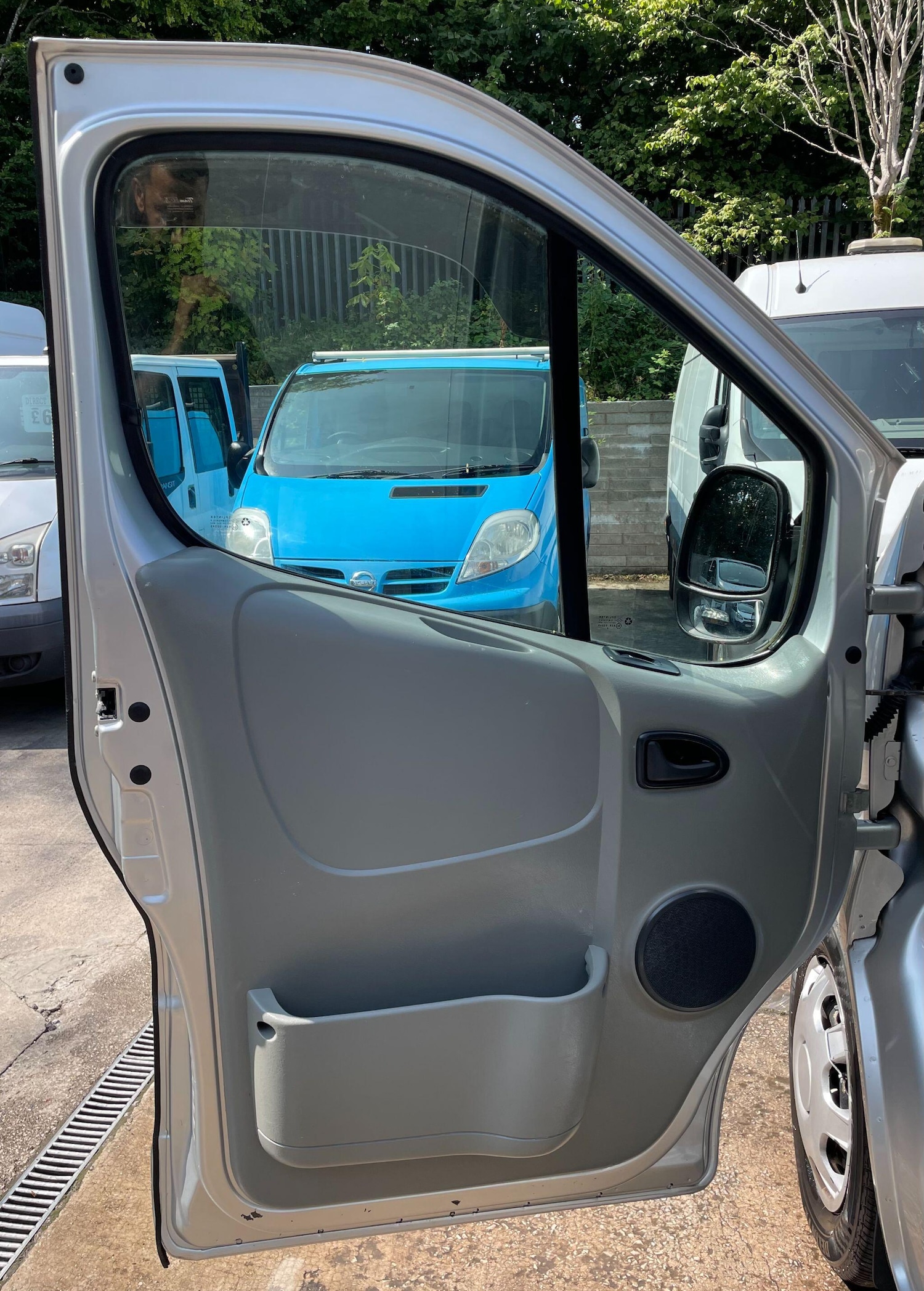 Used Vauxhall Vivaro for sale - 77825140: Photo 29