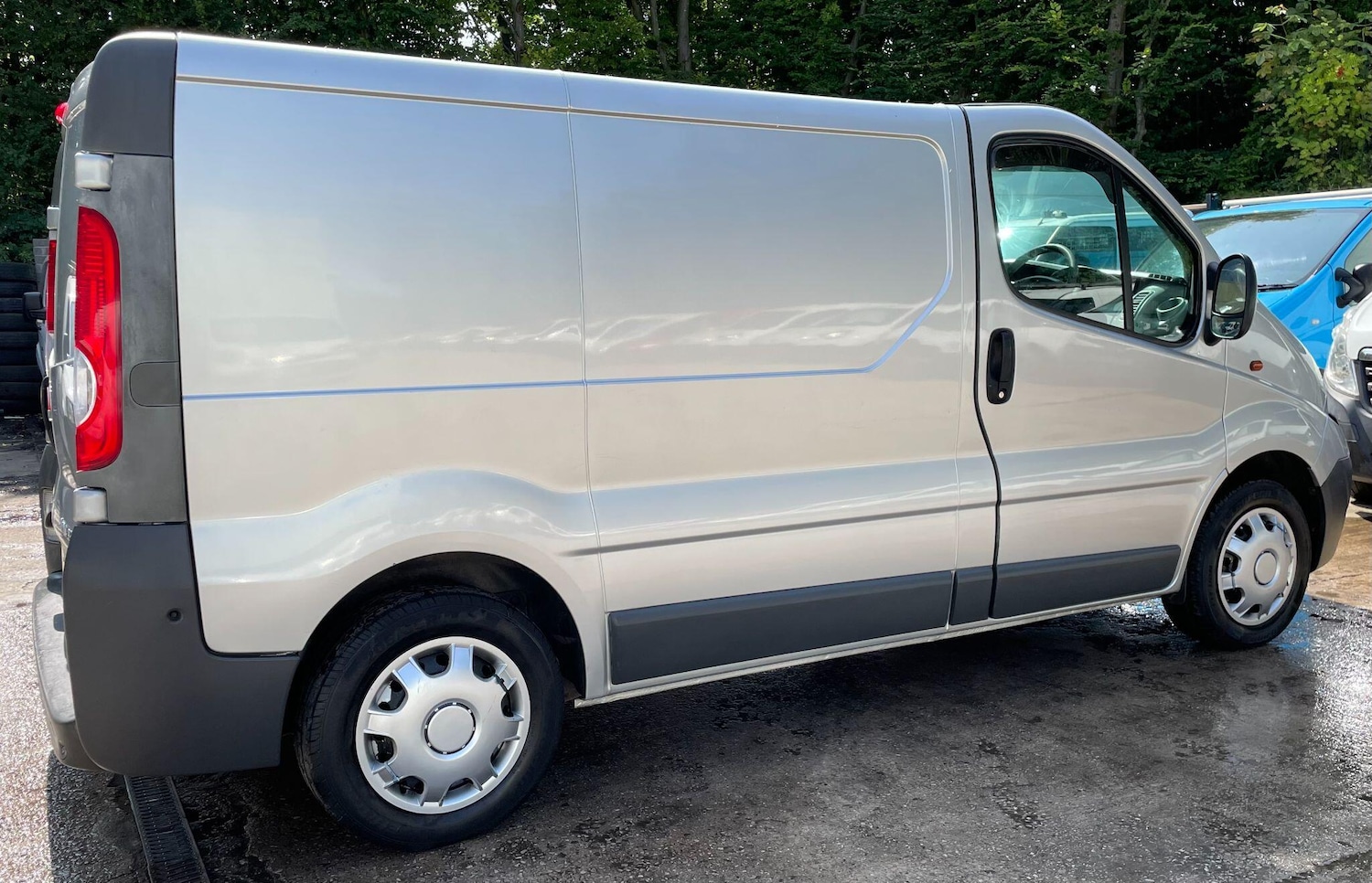 Used Vauxhall Vivaro for sale - 77825140: Photo 5